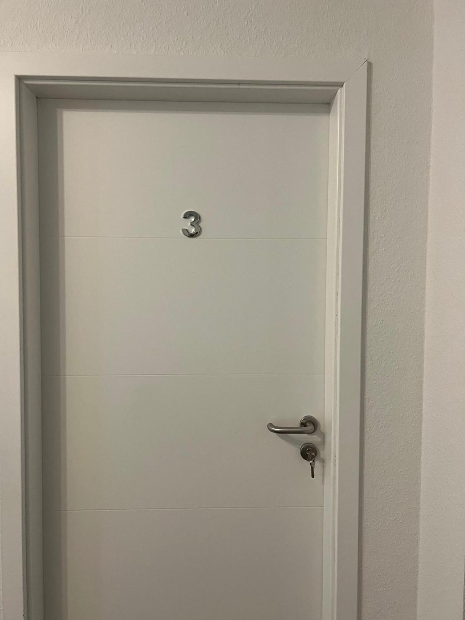 Genesis Apartments Stuttgart Zimmer foto